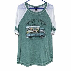 Sable sky market fresh flowers truck Green White Graphic Raglan burnout Tee 2X
